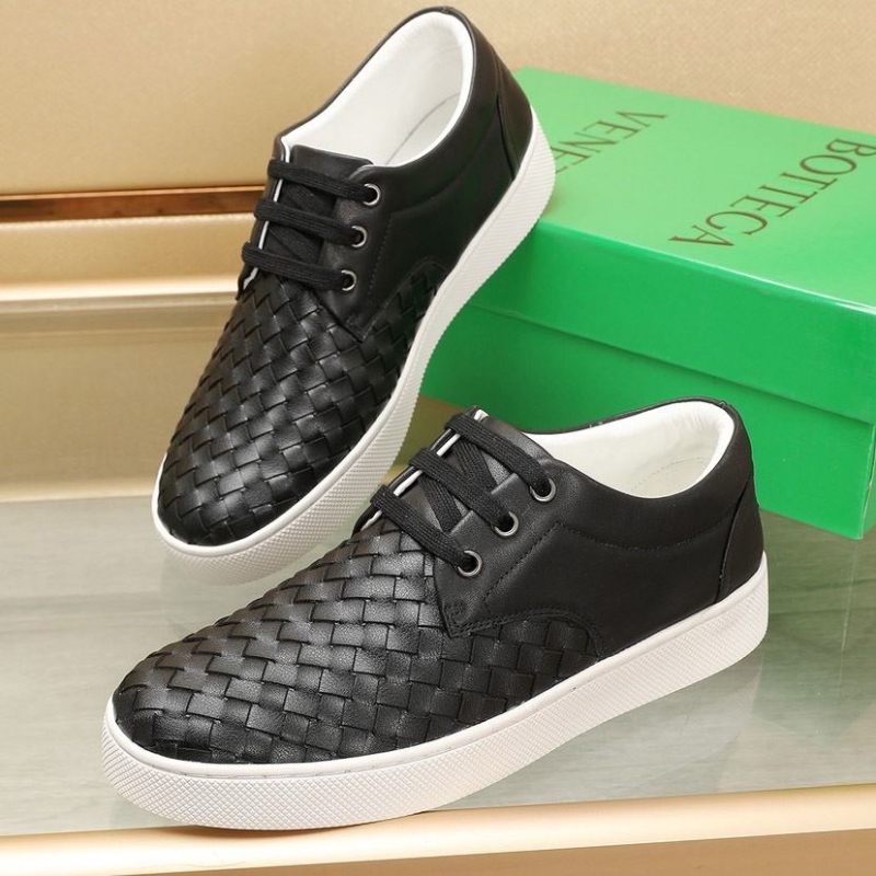 bo*te*ga Ve*ne*ta casual shoes